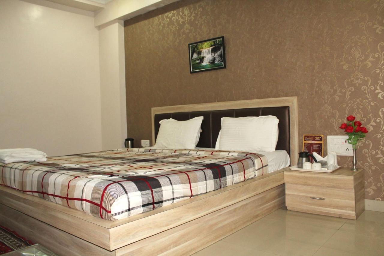 Hotel Anandam Kanker Экстерьер фото