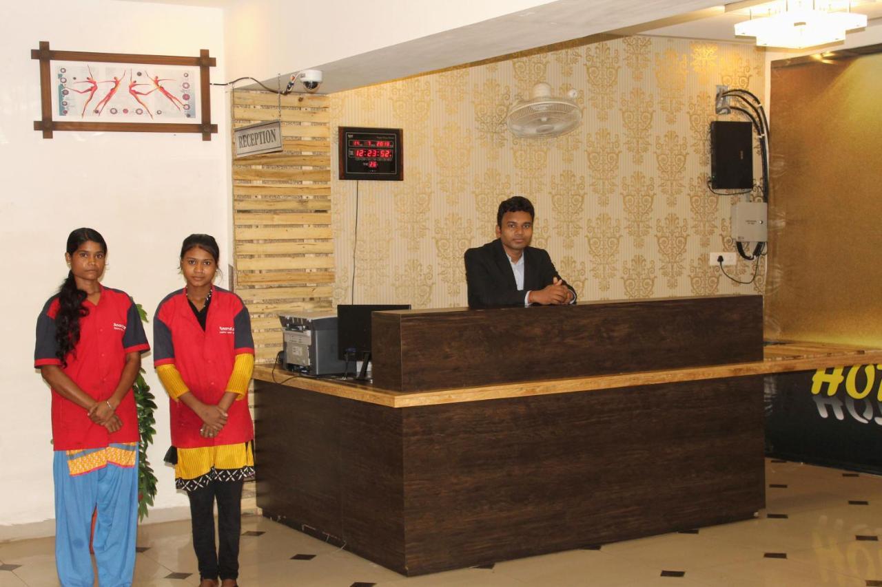 Hotel Anandam Kanker Экстерьер фото