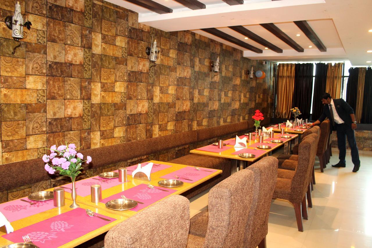 Hotel Anandam Kanker Экстерьер фото
