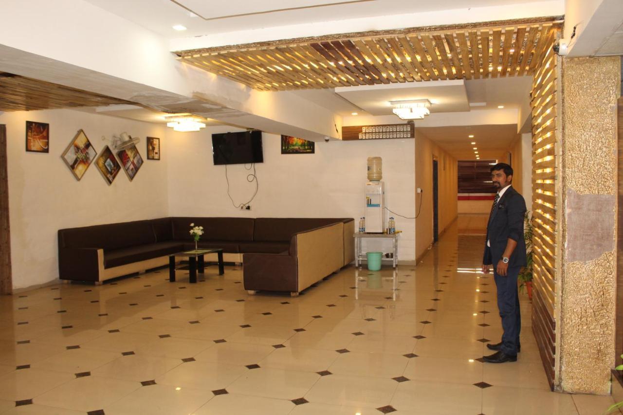 Hotel Anandam Kanker Экстерьер фото